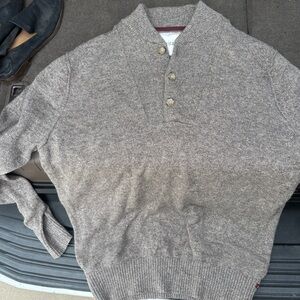 Banana Republic Men's Gray Wool Sweater
